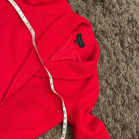 Ann Taylor Short Shawl Collar Cocoon Coat Size Medium - Picture 5 of 11